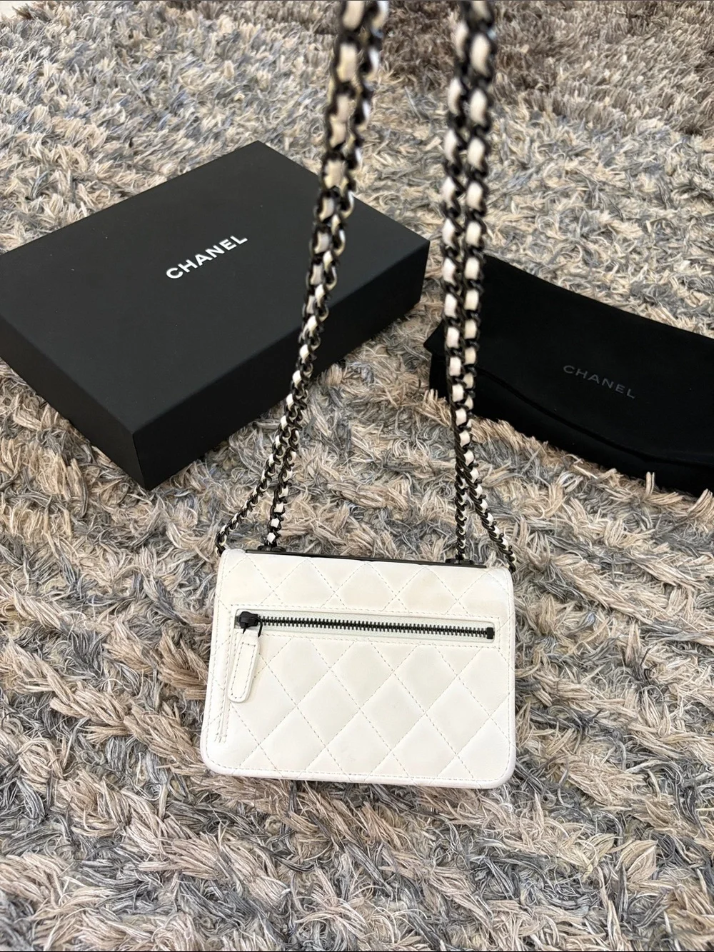 CHANEL 22B White Quilted Lambskin Clutch with Chain Ruthenium Top Bar WOC